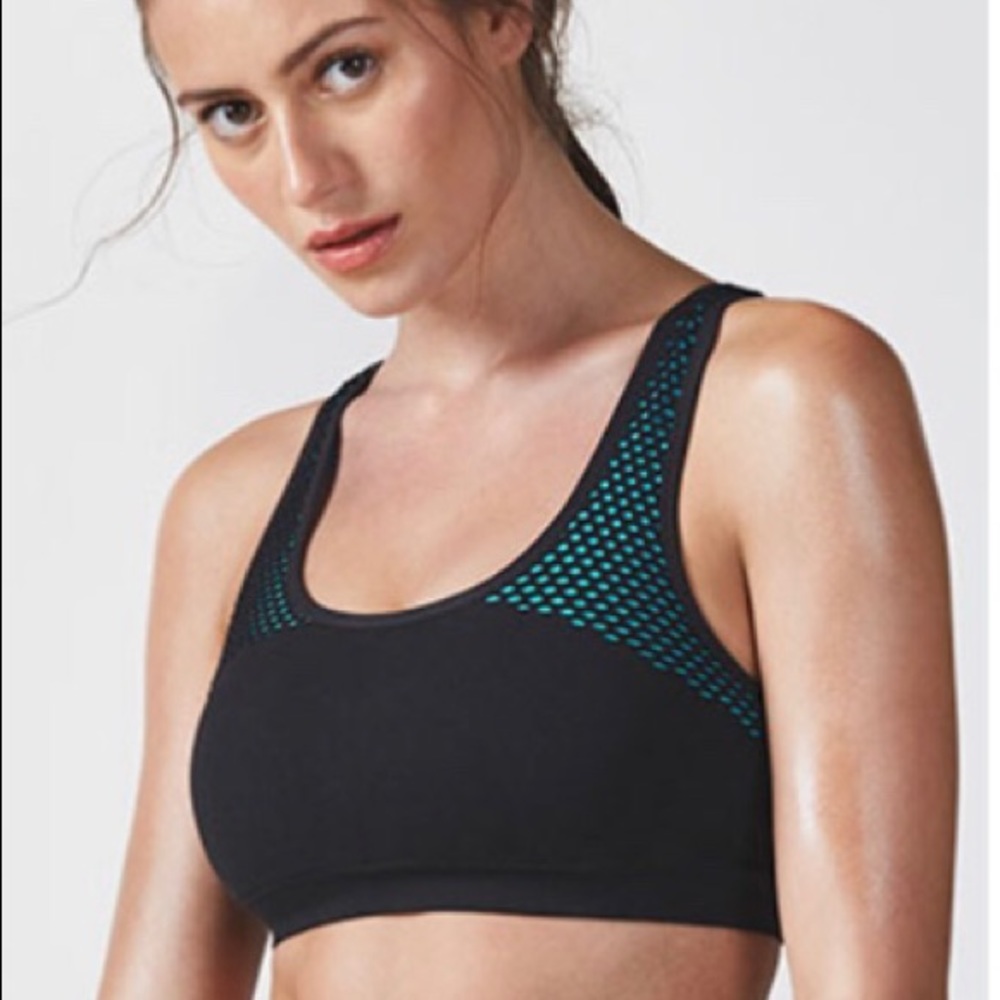 Black and turquoise sports bar